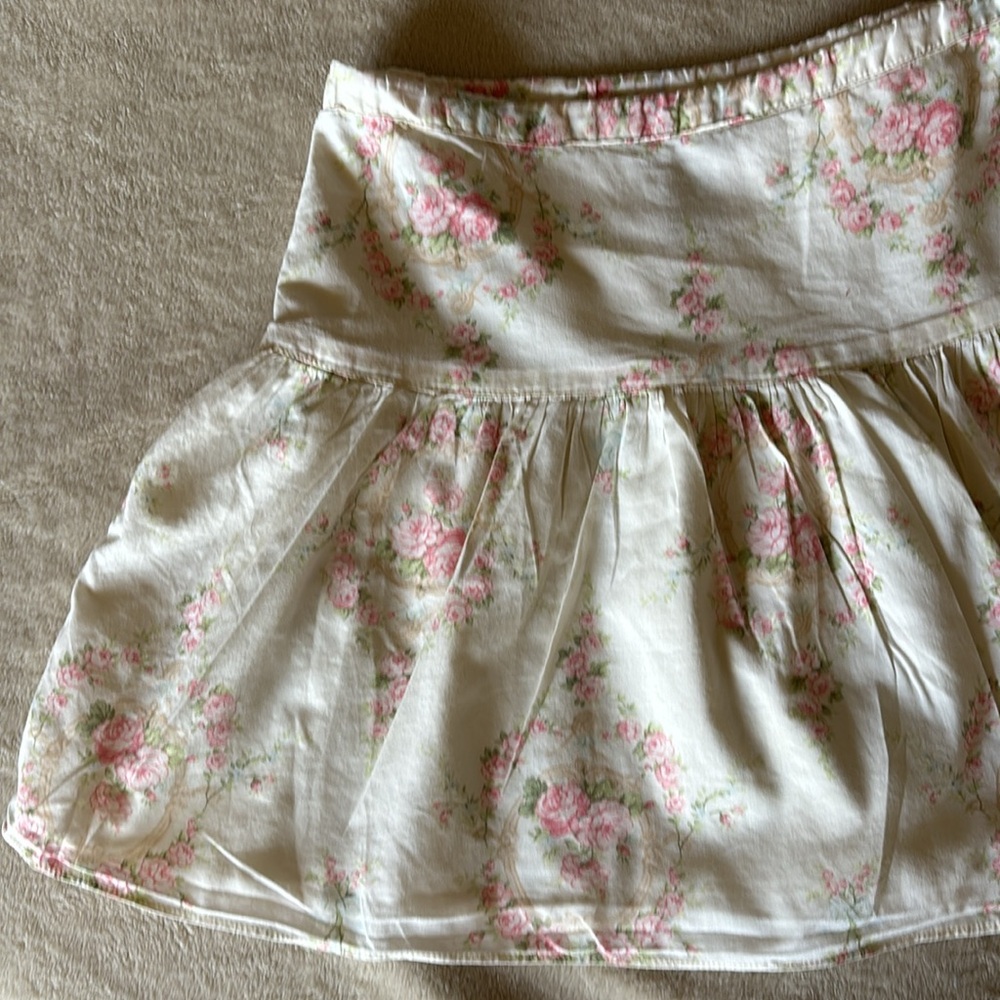 ♥️… Ralph Lauren Floral Coquette Skirt